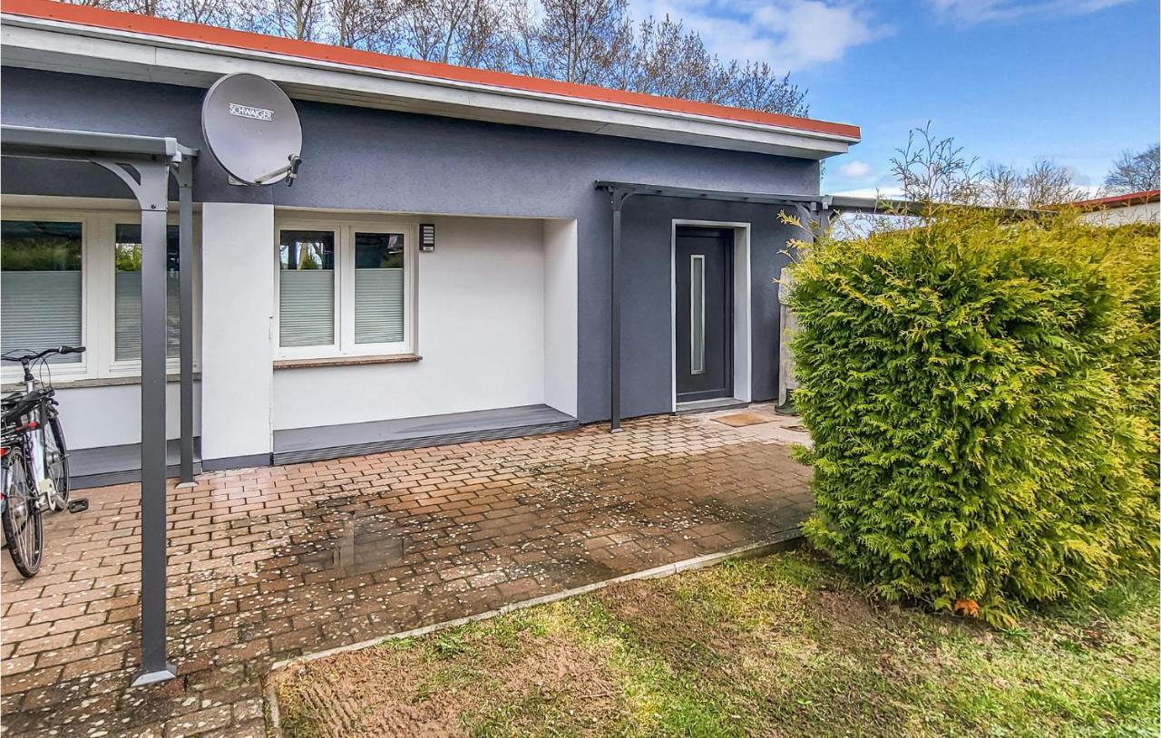 Beach Front Home In Stralsund With Wifi Экстерьер фото